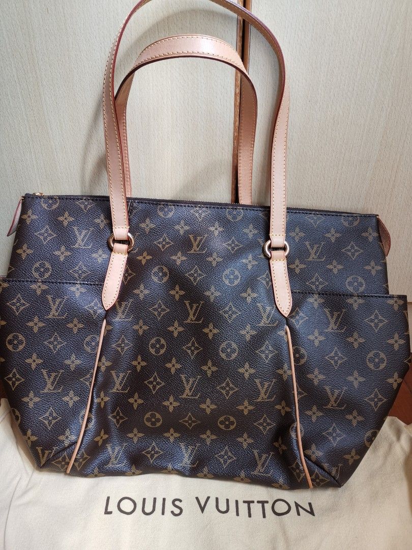 Louis Vuitton Totally MM Women s Fashion Bags Wallets