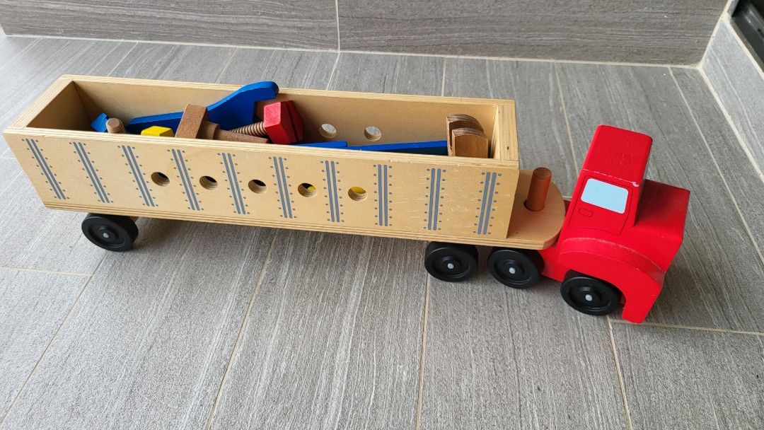 Melissa & doug big store rig building set