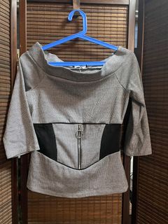 (Category: ) located in . Submitted by closet_access (Listing ID 1200696559, Image 1). Description: .