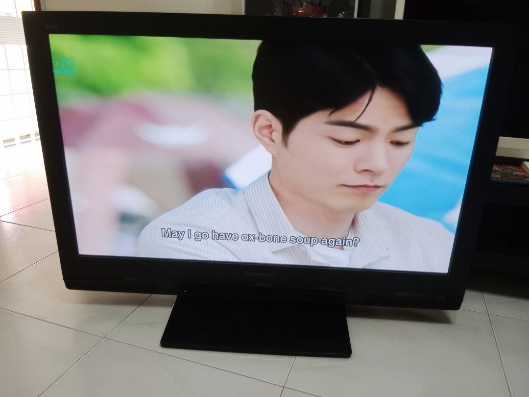 Panasonic 42" plasma tv, TV & Home Appliances, TV & Entertainment, TV