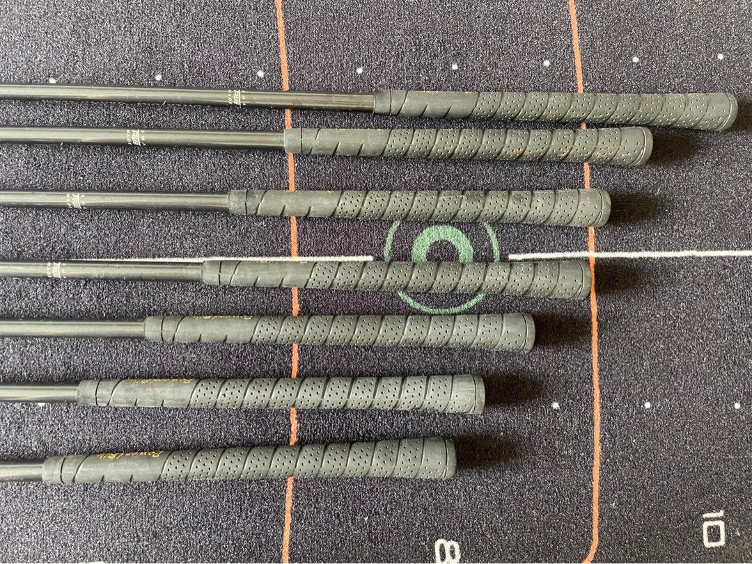 PowerBilt Grand Slam Golf Club Irons Set, Sports Equipment, Sports