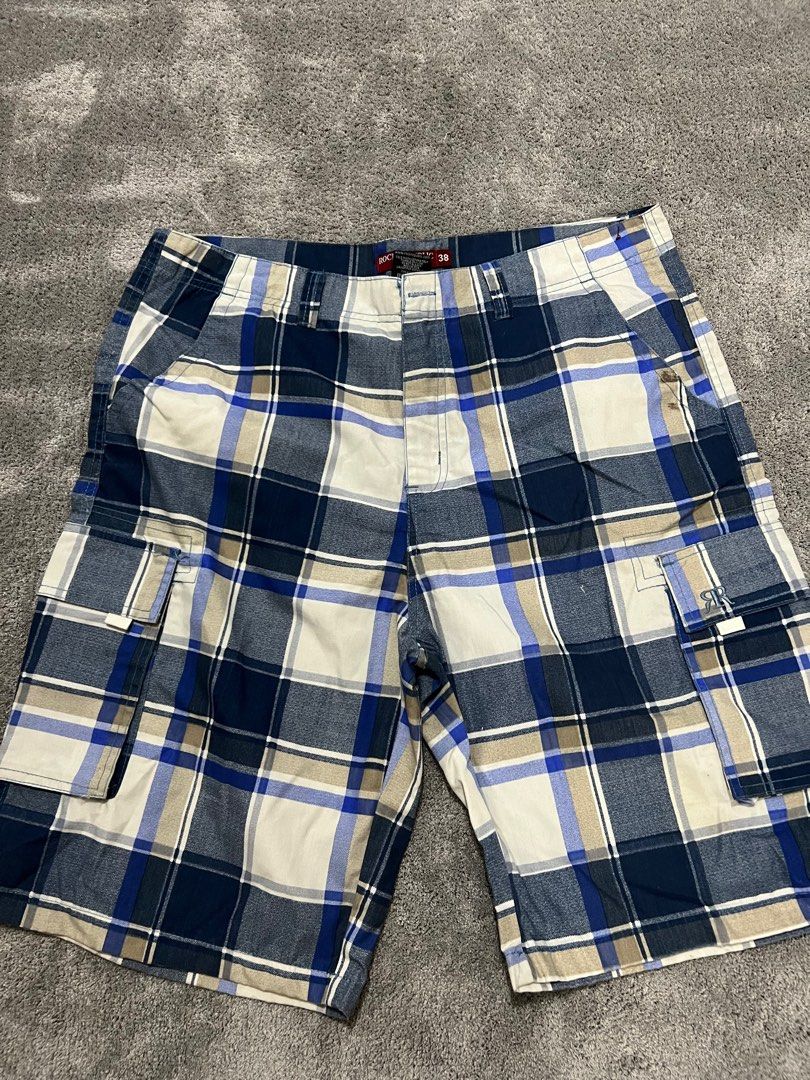 Checkered cargo shorts store