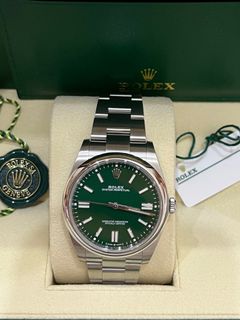 (Category: ) located in . Submitted by yourtimepiece (Listing ID 1200771094, Image 1). Description: .
