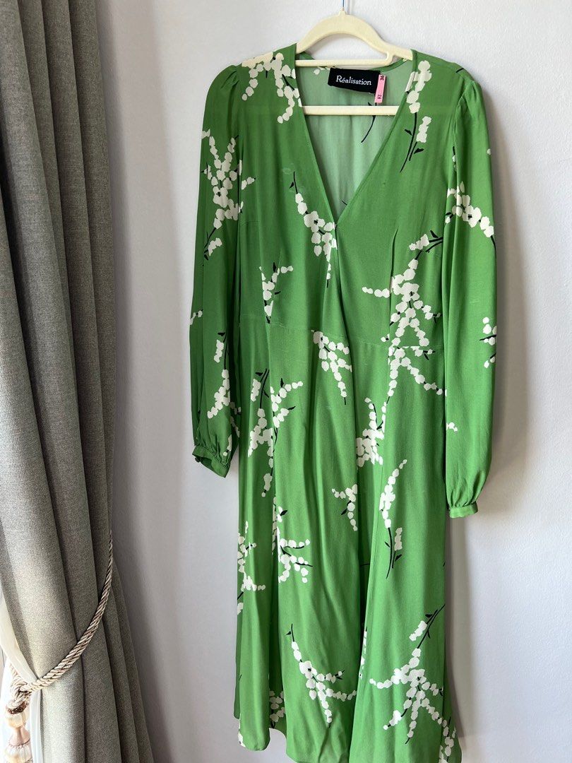 Realisation par violette dress green cheap