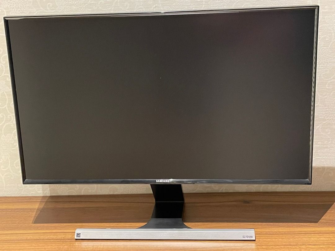 Samsung 27" S27D590 LED Monitor, Computers & Tech, Desktops on Carousell