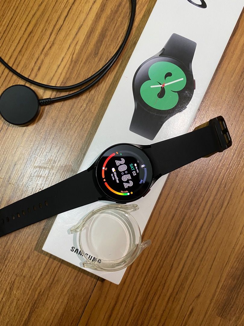 Galaxy Watch4 40mm black 黒スマートウォッチ - その他