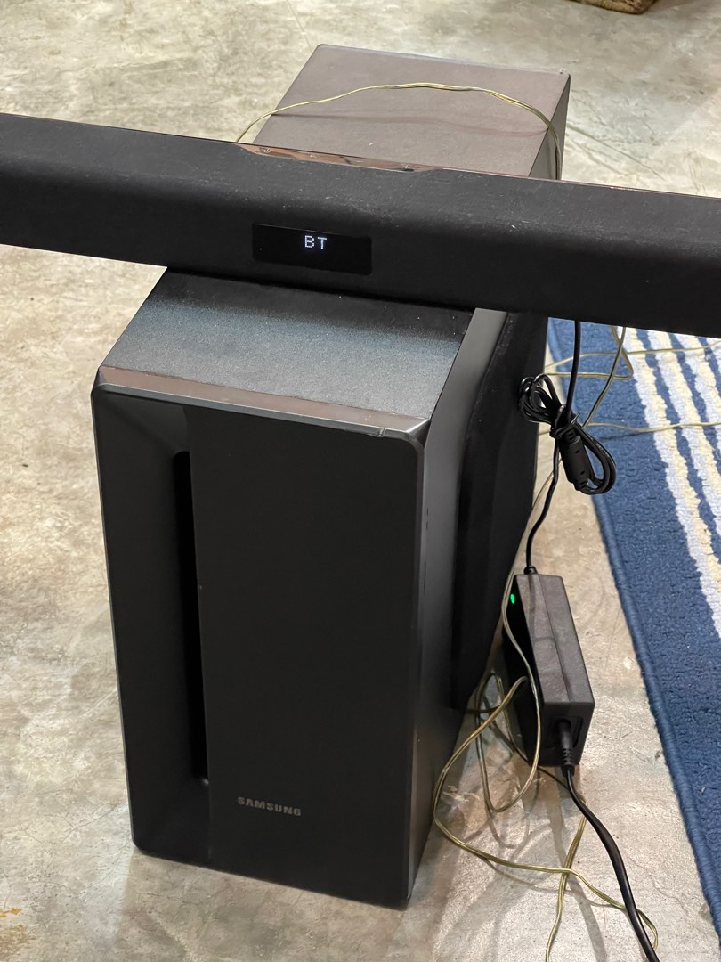 SAMSUNG SOUNDBAR 2.1 HWF355, Audio, Soundbars, Speakers & Amplifiers