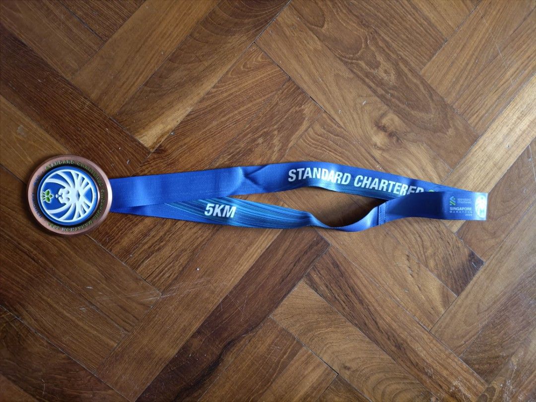 SCSM standard chartered Singapore marathon 2022 5km medal, Sports ...