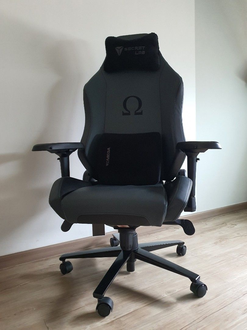 Omega gaming sales chair 2021