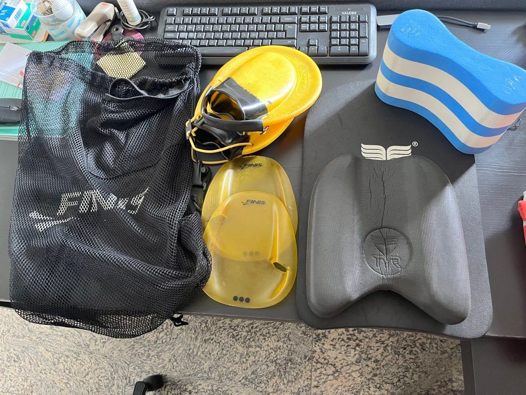 Swim training gear full set, Sports Equipment, Other Sports Equipment