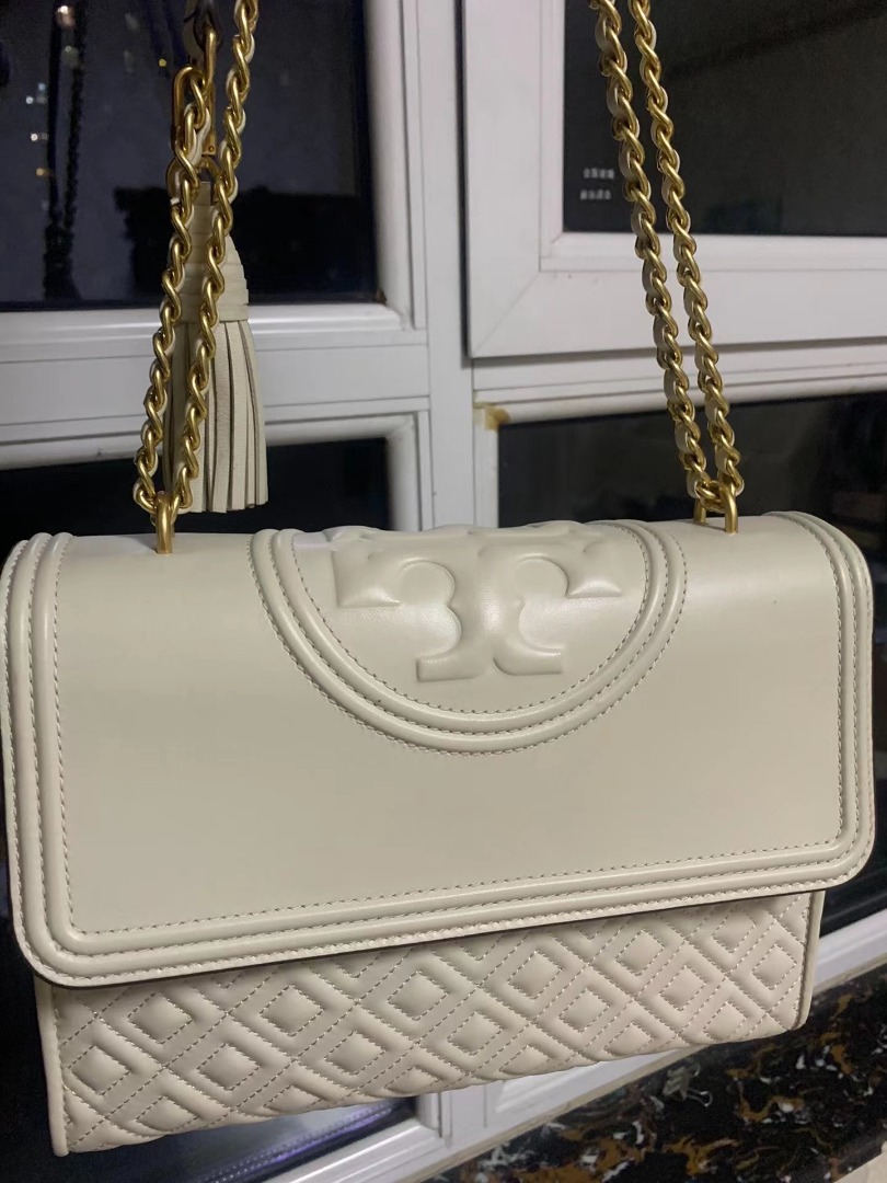 Tory burch fleming white large crossbody bag, Luxury, Bags & Wallets on  Carousell