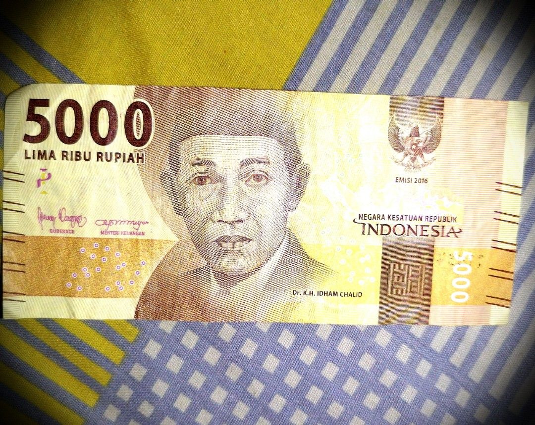 Uang Kertas Negara Ri 5000 Nomor Bagus Antiques Currency On Carousell