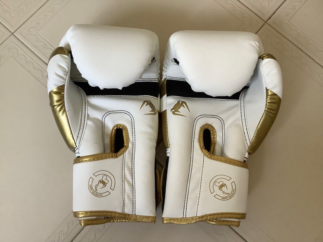 Venum boxing gloves Sports Equipment Other Sports Equipment and