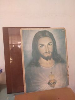 vintage Classic Jesus & Sacred Heart Portrait/Missing frames/1970s era/For Restoration