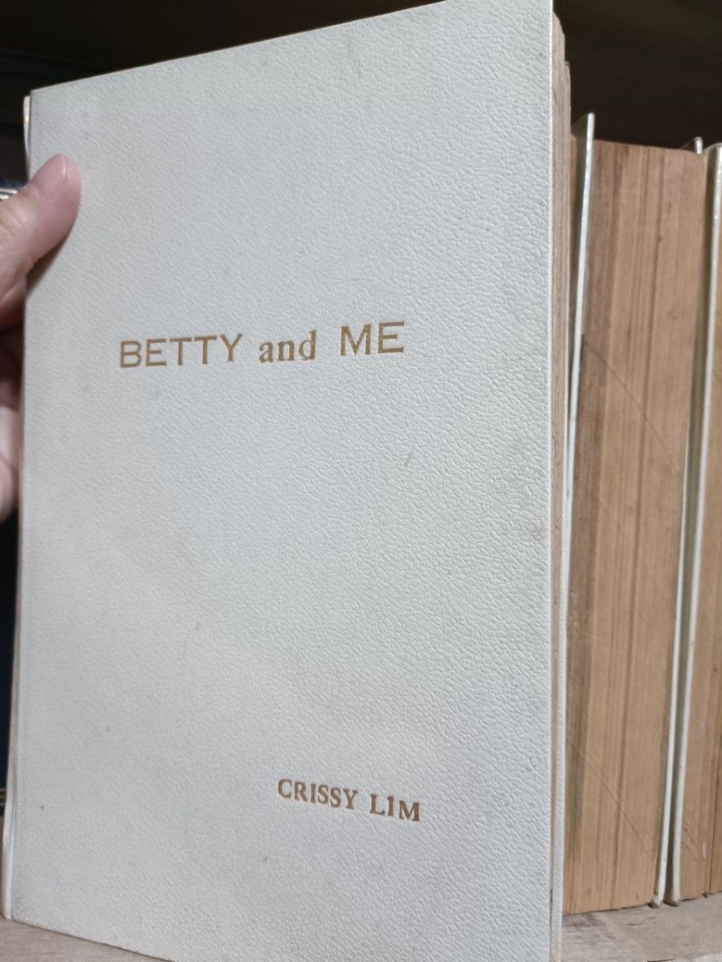 Vintage Comics - Compiled (Archie/Betty/Veronica) (Category: Comics & Manga) located in Marikina City. Submitted by mytreasures101 (Listing ID 1200738813, Image 3). Description: Php1500/bookbind Php5000 take all (4pcs) 20pcs comics per bookbind hardbound all comics are in good condition, complete pages nostalgic we ship nationwide at buyer's cost.