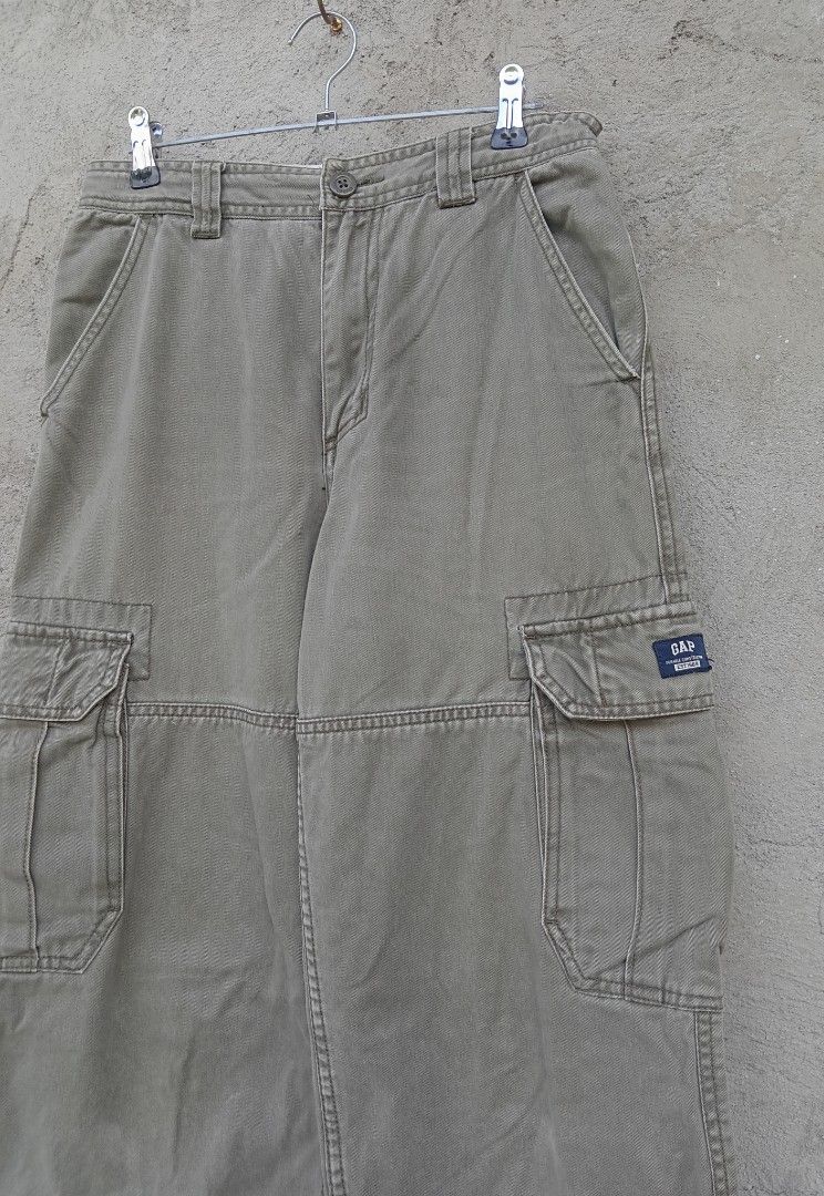 Vintage Gap Cargo Pants, Men's Fashion, Bottoms, Jeans on Carousell