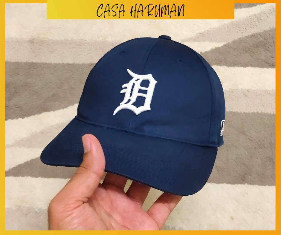 Detroit Tigers Vintage 80s Cartoon Tiger Trucker Hat Navy – ABC