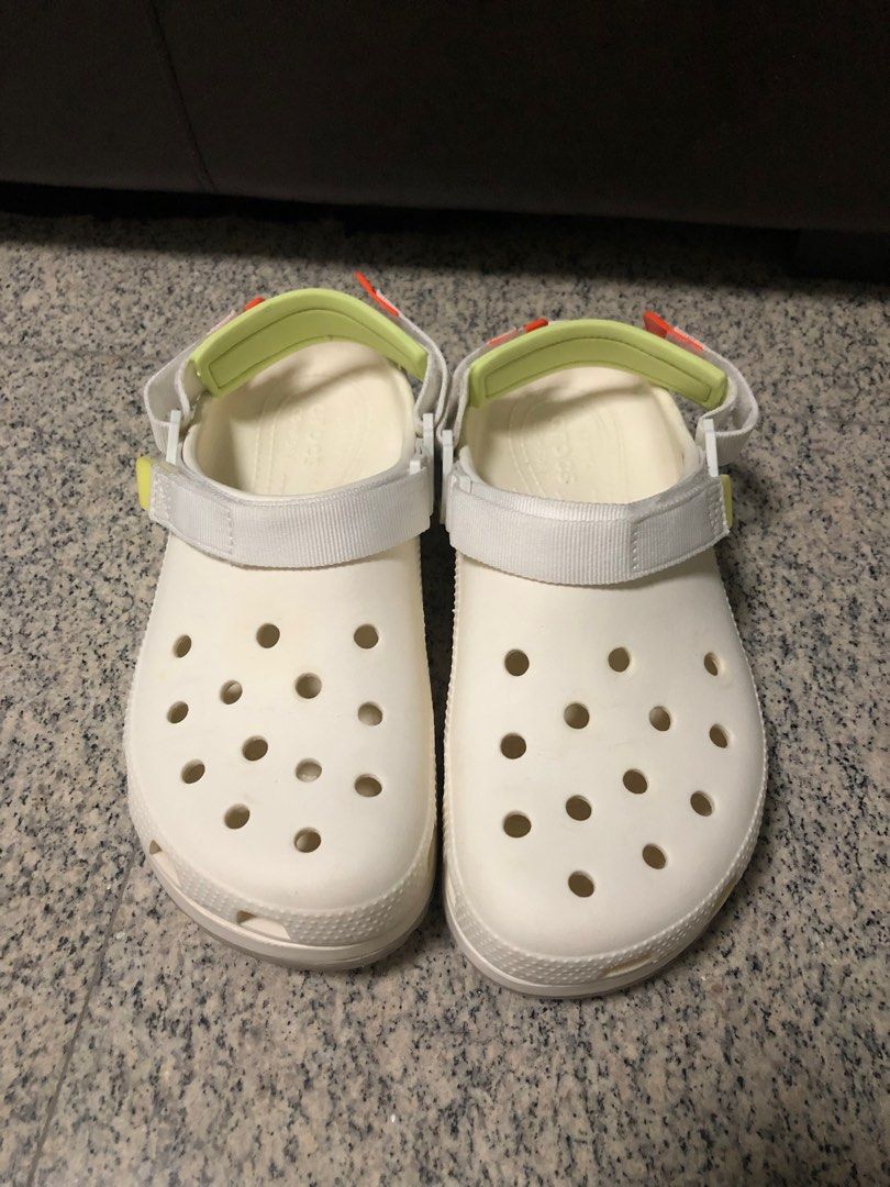 White non slip crocs online