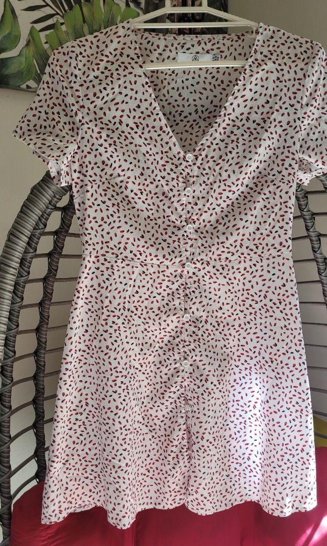 White polka deep v neck midi dress (Category: Dresses) located in Batangas. Submitted by flying_cosmos (Listing ID 1200603980, Image 1). Description: used once medium to large.