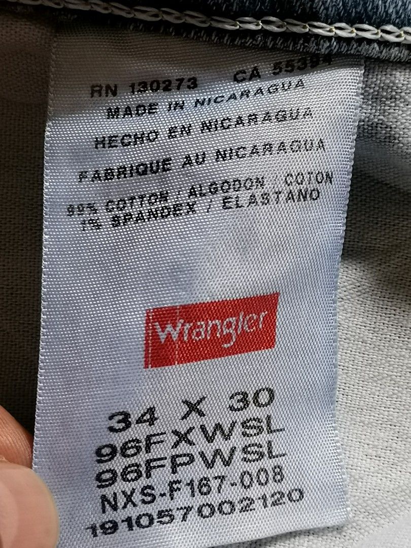 Wrangler 96FXWSL, Men's Fashion, Bottoms, Jeans on Carousell