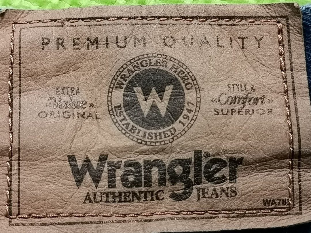 Wrangler 9760WDR, Men's Fashion, Bottoms, Jeans on Carousell