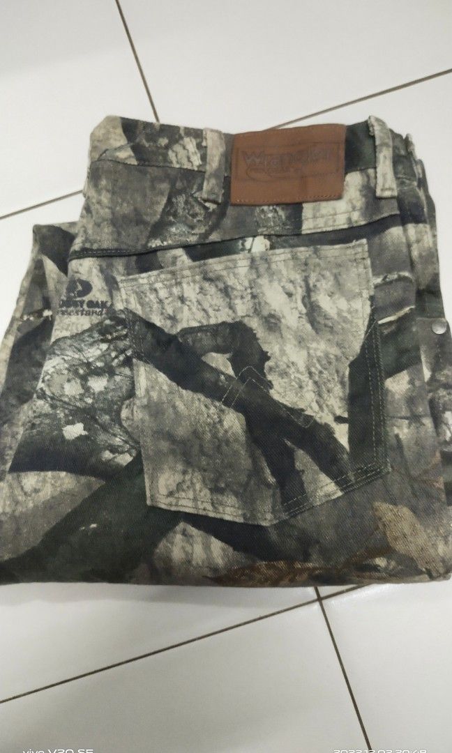 Wrangler pro clearance gear camo jeans