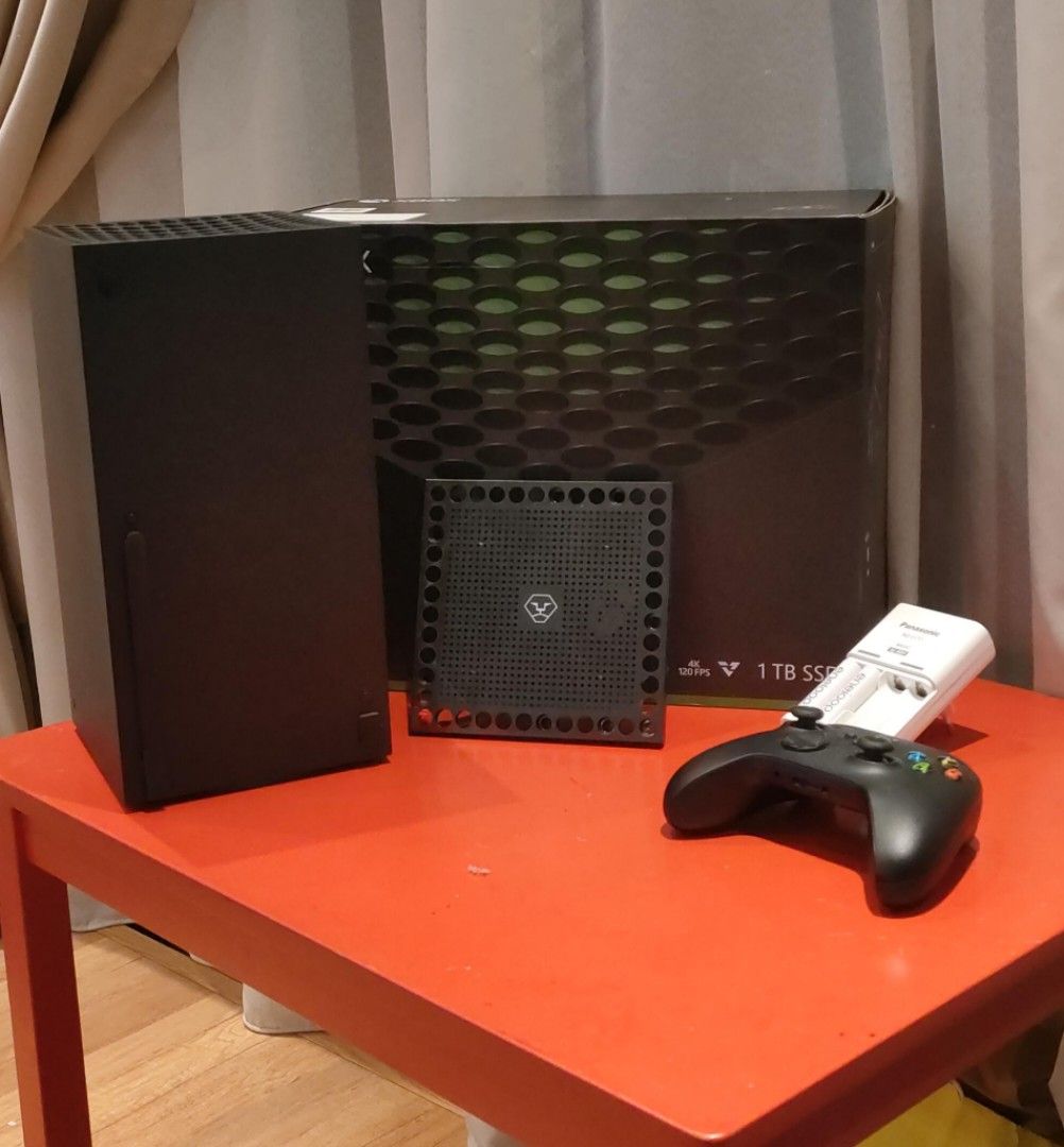 XBOX SERIES X JAPAN SET COMPLETE SET WITH BOX, Video Gaming, Video