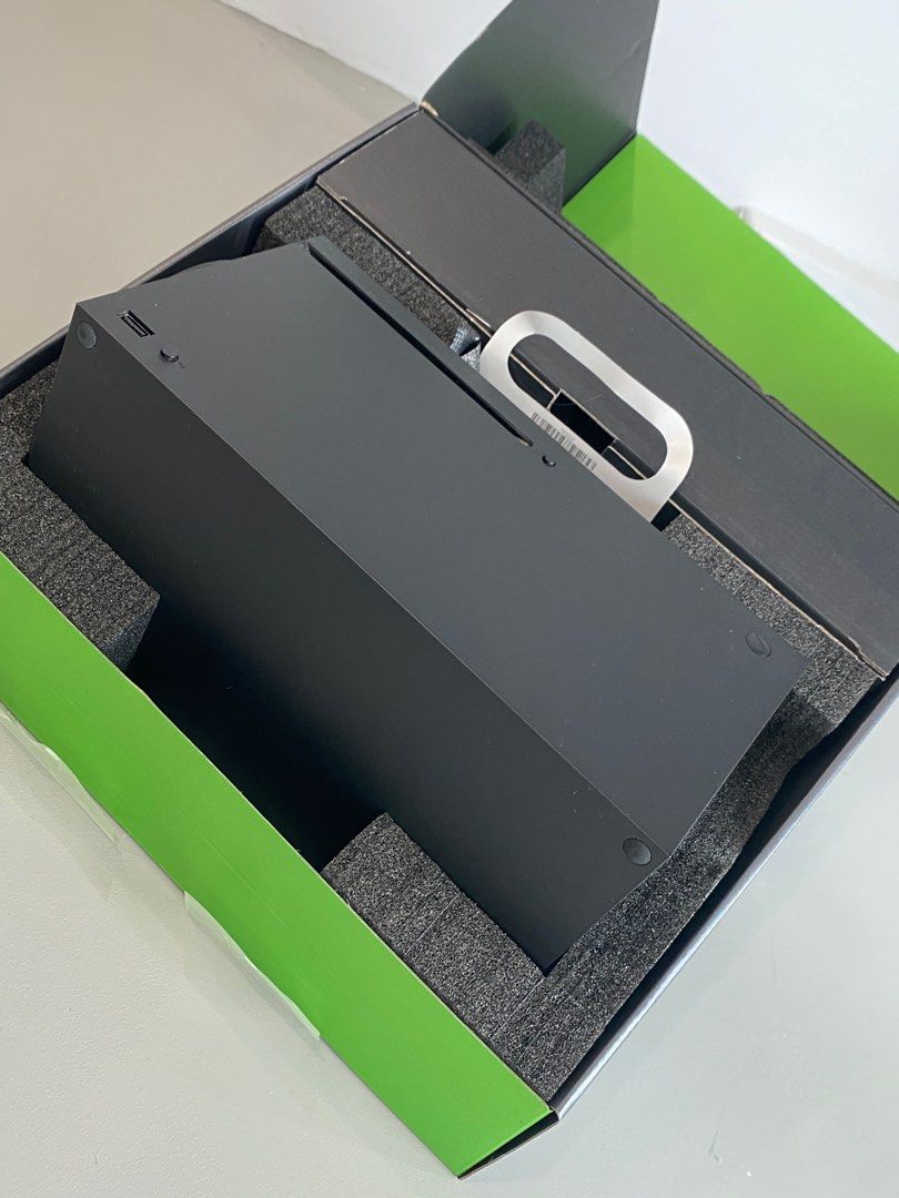 Xbox Series X (SG Warranty) exp End FEB 2023 (NO NEGO), Video Gaming