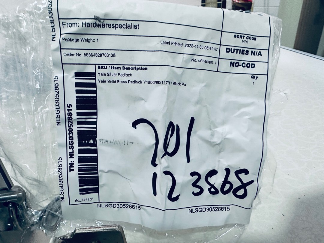 Yale Solid Brass Padlock, Furniture & Home Living, Security & Locks