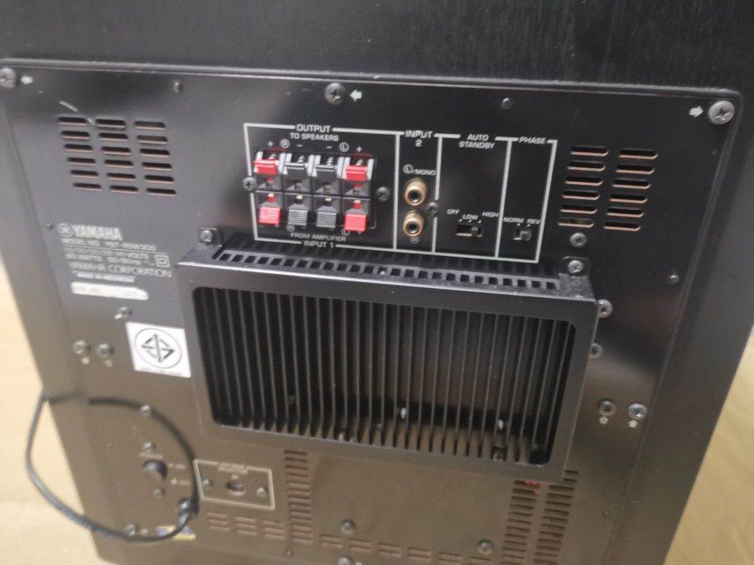 Yamaha YSTRSW300 Subwoofer, Audio, Soundbars, Speakers & Amplifiers on