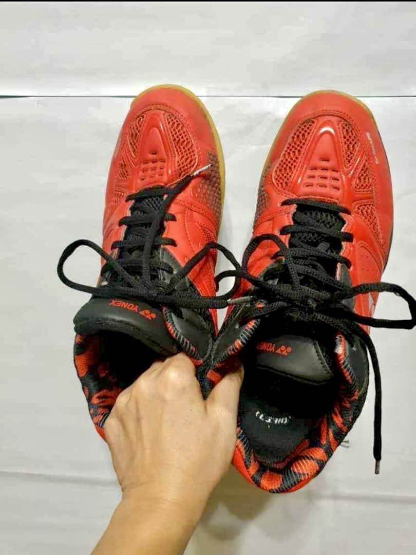 kasut badminton asics 2019