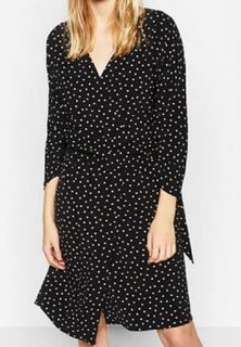 (Category: ) located in . Submitted by closetclutter23 (Listing ID 1200706577, Image 1). Description: .