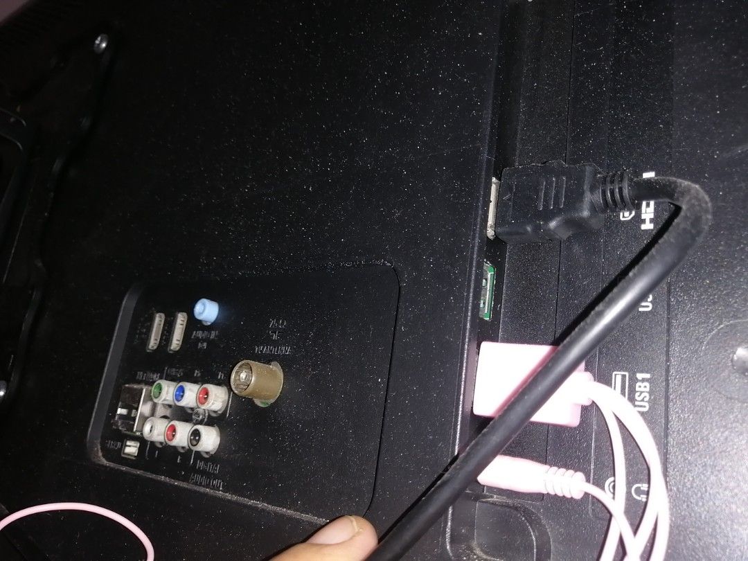 42 Philips TV not smart, TV & Home Appliances, TV & Entertainment, TV