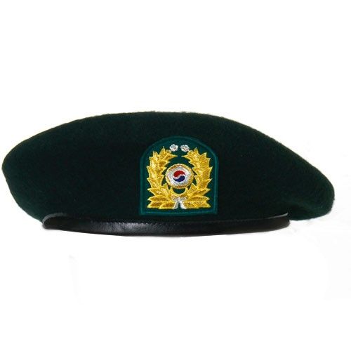 韓国海軍士官帽章「最終値下げ」 韓国海軍 士官用帽章 韓国海軍 士官用帽章 軍服 (朝鮮半島