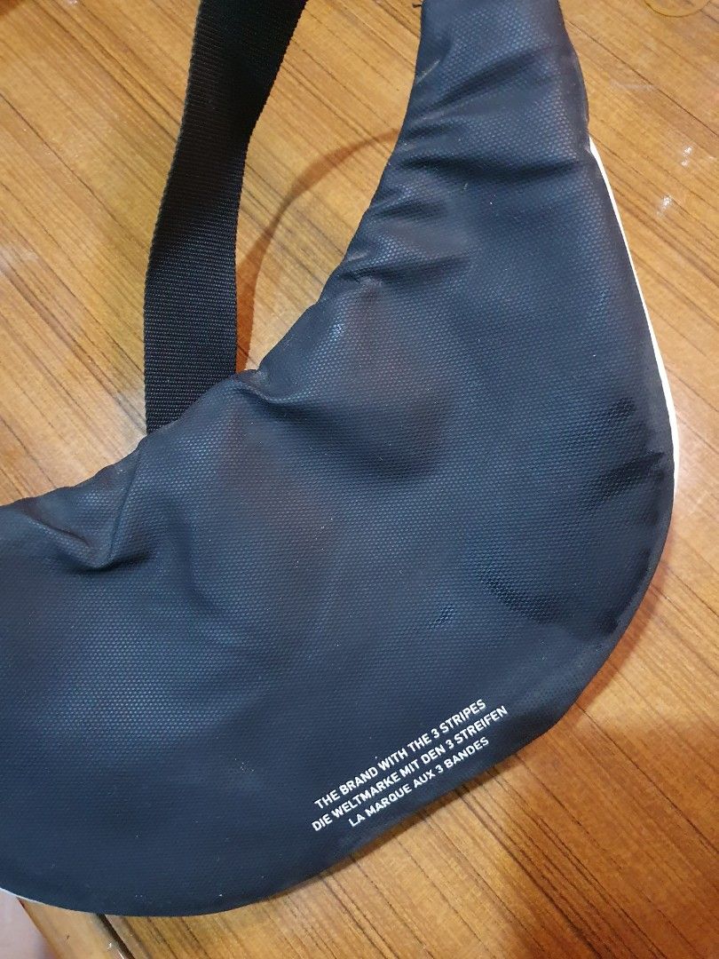 Adidas x issey miyake waist bag, Fesyen Pria, Tas & Dompet , Tas