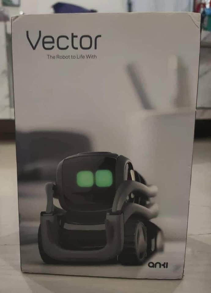 Anki Vector Robot, Elektronik, Lainnya di Carousell