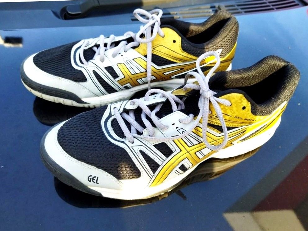 ASICS GEL ROCKET size UK 9