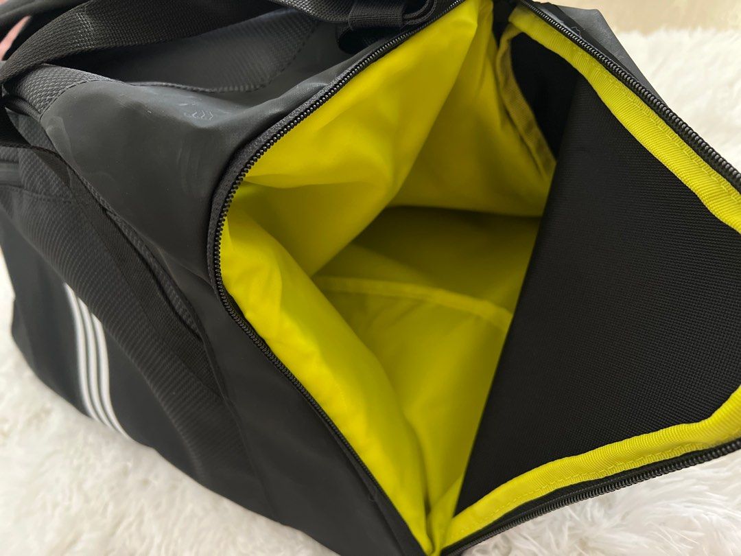 [BNWOT] Authentic Adidas Endurance Packing System Duffel Bag 44 L, Men