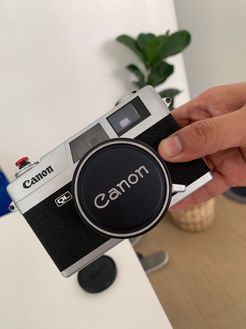 Canon Canonet QL17 - Rangefinder film camera (Category: Cameras) located in Santa Rosa. Submitted by prelovedbyaaaa (Listing ID 1206468005, Image 1). Description: Battery Included Original Canonet hard leather case Original Canonet lens cap issues: It has minimal fungus.