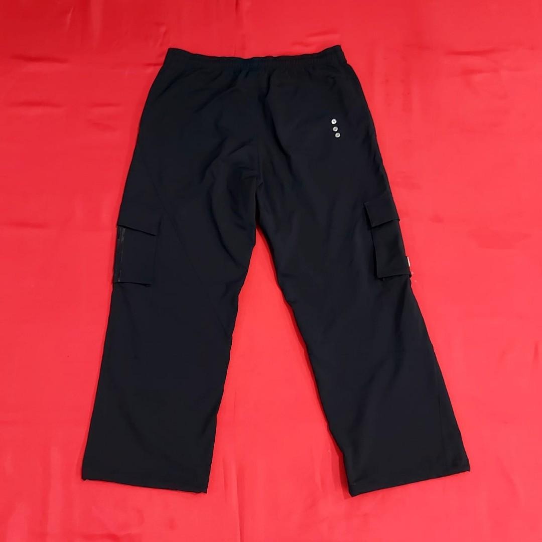 Celana Adidas AQ2002 Short Pants Women Black Size L 17582A Fesyen