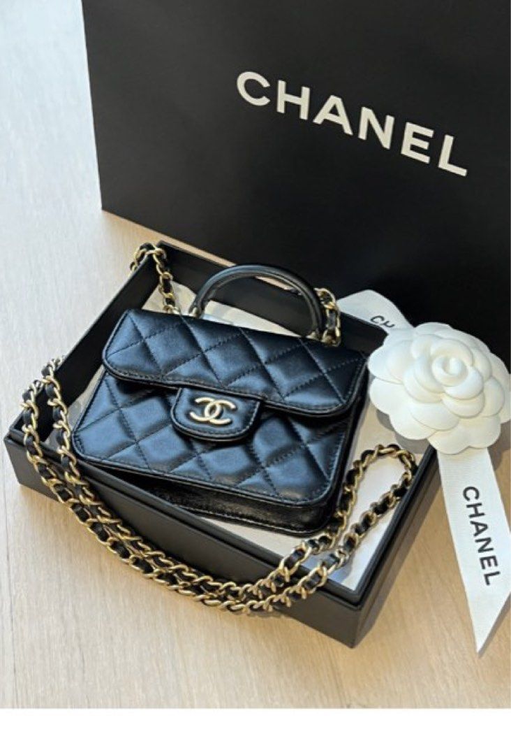 極新品]Chanel Timeless Classique Top Handle Leather Handbag, 名牌