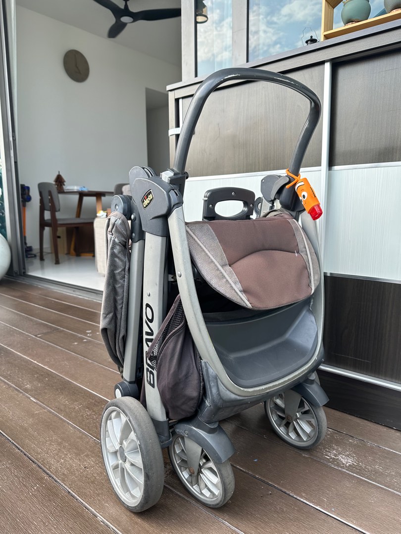 Chicco Bravo stroller, Babies & Kids, Going Out, Strollers on Carousell