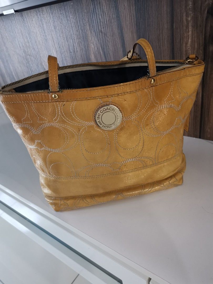 Coach patent leather tote sale