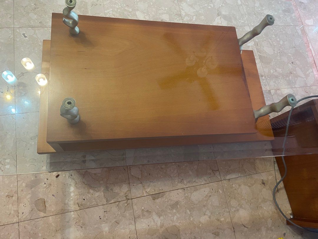 Coffee Table (Category: Tables & Sets) located in Singapore. Submitted by orangeorchids (Listing ID 1206331213, Image 3). Description: From Cellini. Original price $700++. Still in excellent condition. Need to arrange own courier.