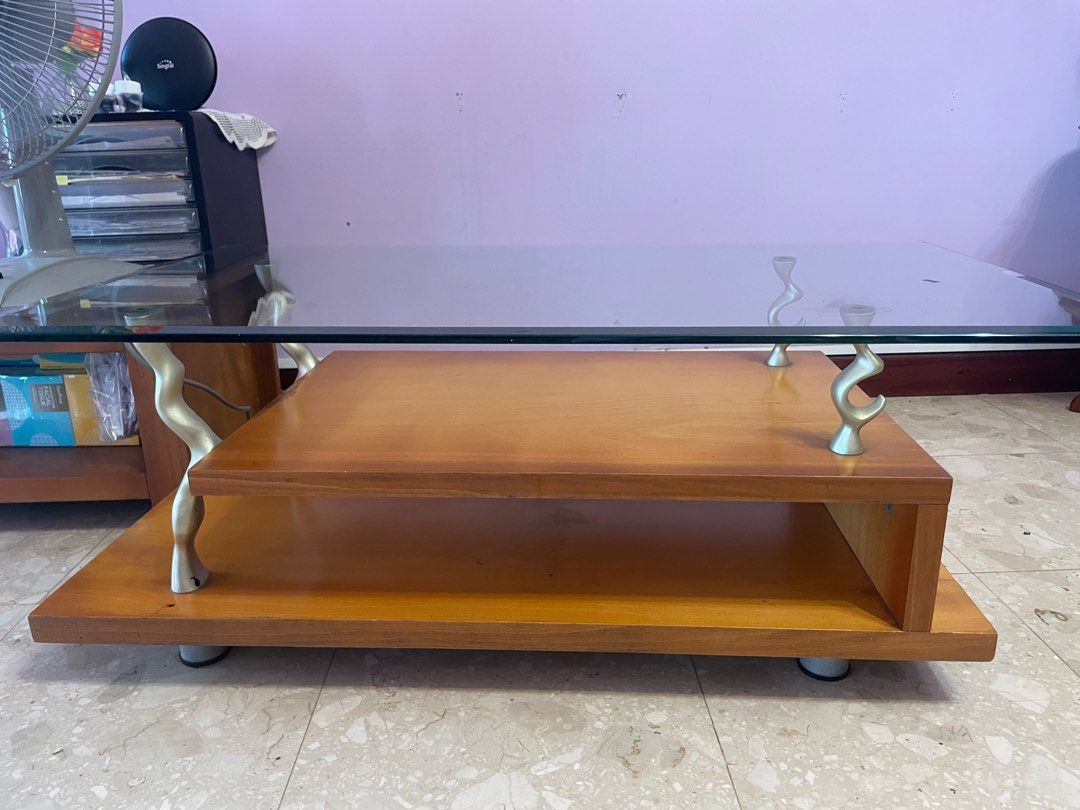 Coffee Table (Category: Tables & Sets) located in Singapore. Submitted by orangeorchids (Listing ID 1206331213, Image 1). Description: From Cellini. Original price $700++. Still in excellent condition. Need to arrange own courier.