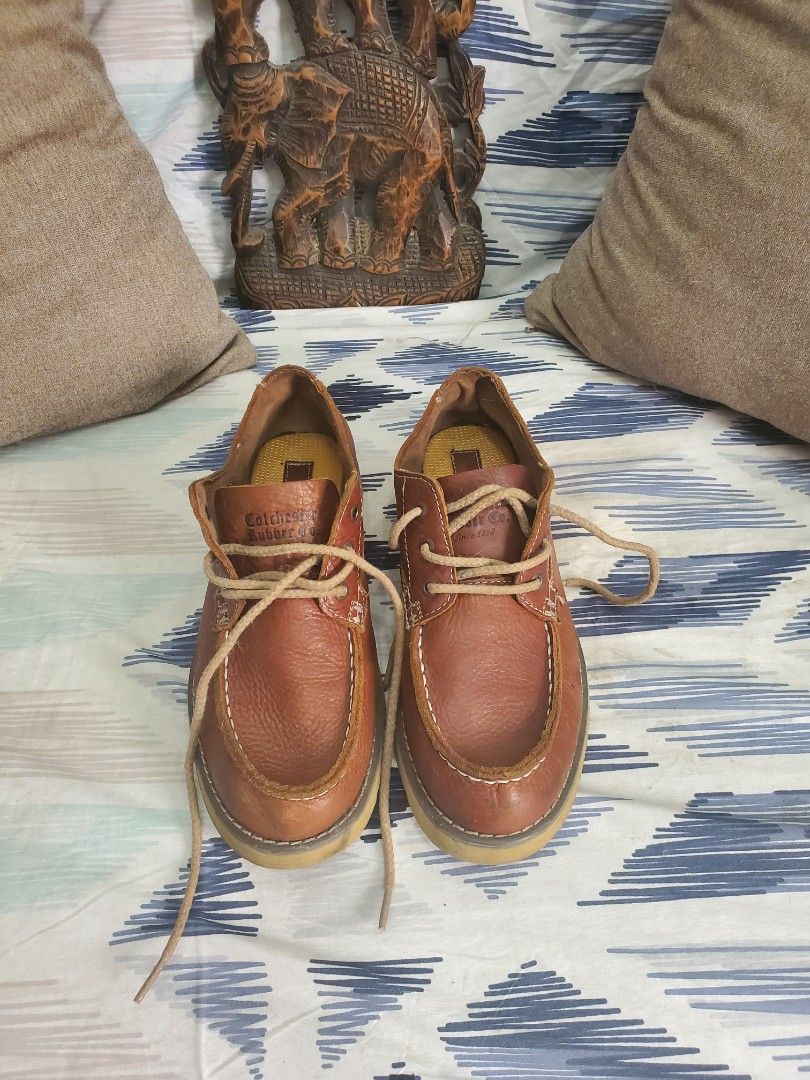 Colchester Rubber Co., Men's Fashion, Footwear, Sneakers on Carousell