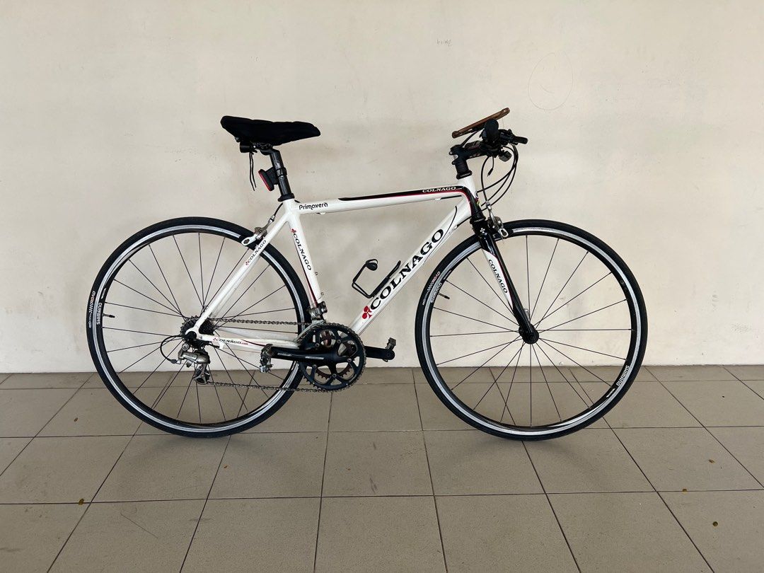 Colnago hybrid store