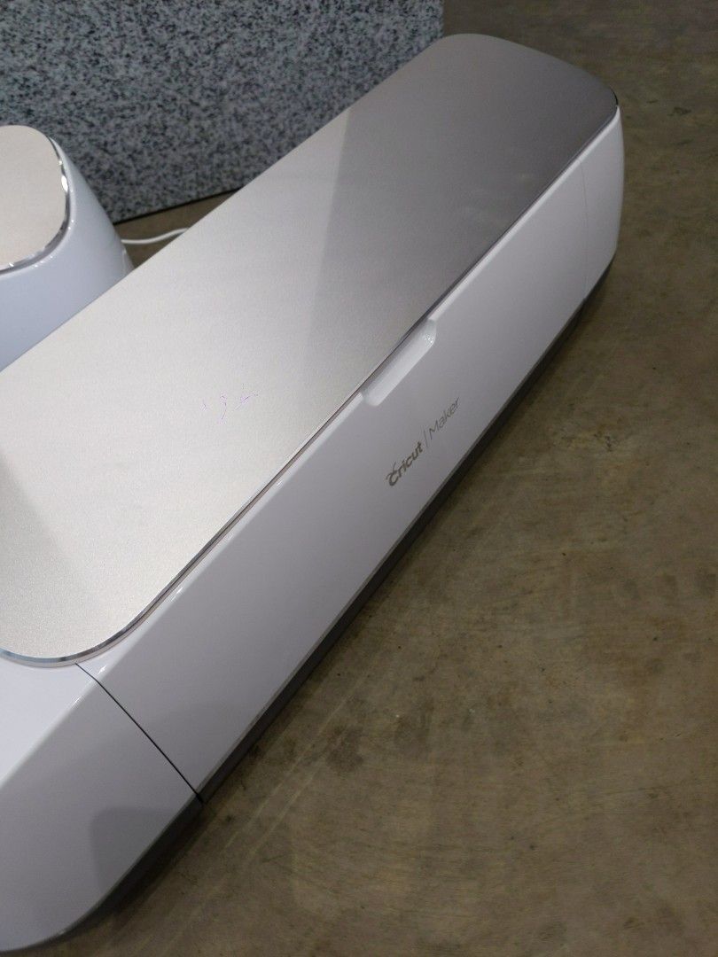 Cricut Maker (jammed), Hobbies & Toys, Stationery & Craft, Other