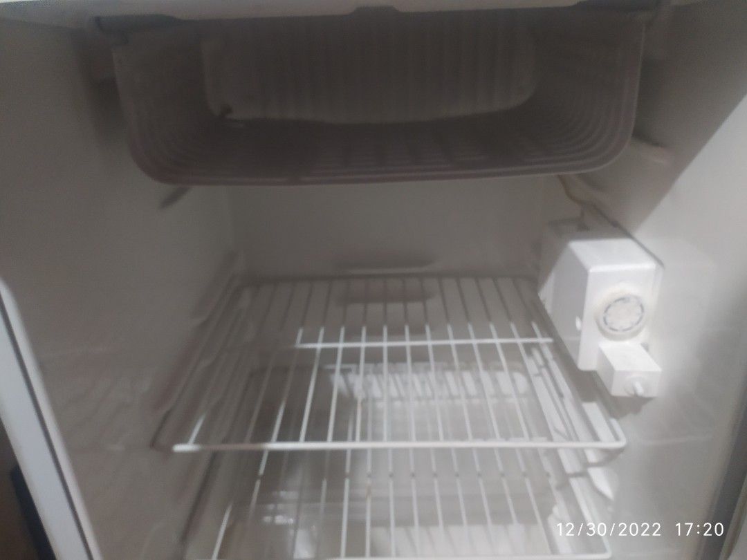 DAEWOO Refrigerator (KOREAN MADE), TV & Home Appliances, Kitchen