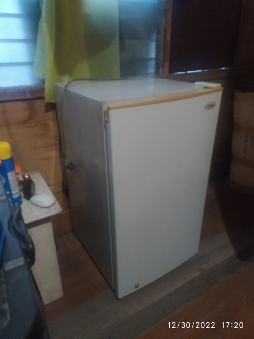 DAEWOO Refrigerator (KOREAN MADE), TV & Home Appliances, Kitchen